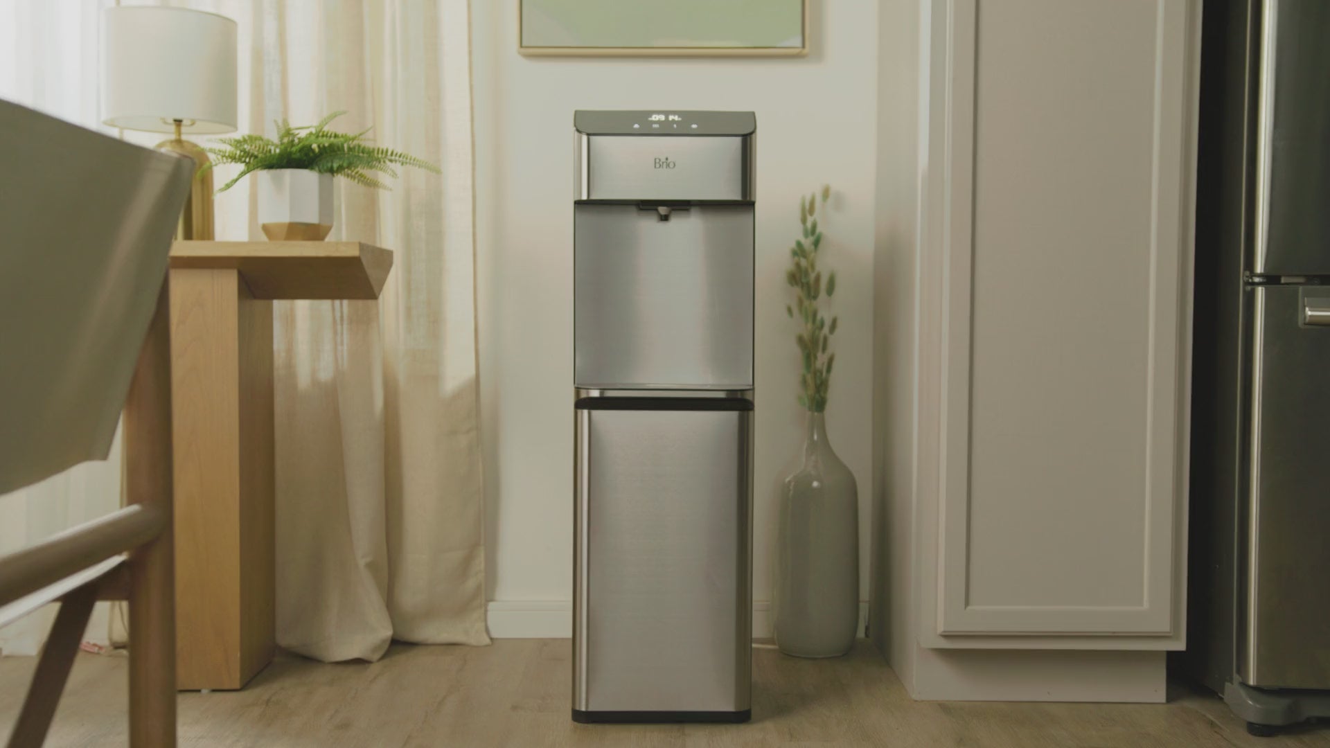 Moderna 730 Series Self-Cleaning Bottom Load Water Cooler | Brio